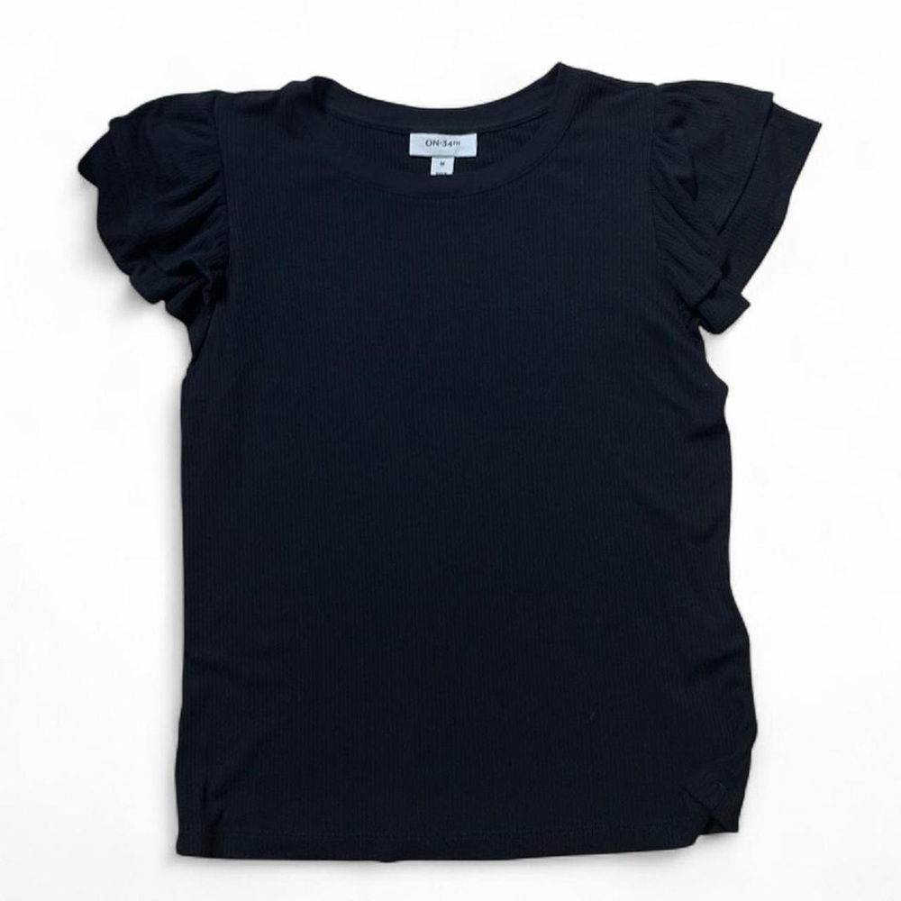 2/$7 deal
On 34th by Macy’s Black ruffle sleeve ribbed tee. Rayon/spandex Medium